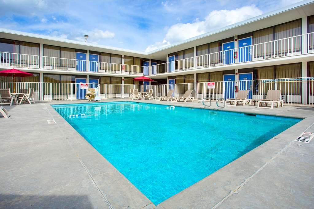 Motel 6-North Palm Springs, Ca - North Facilities photo