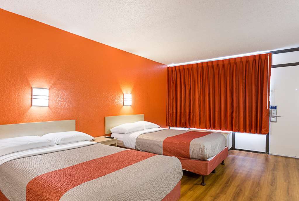 Motel 6-North Palm Springs, Ca - North Room photo