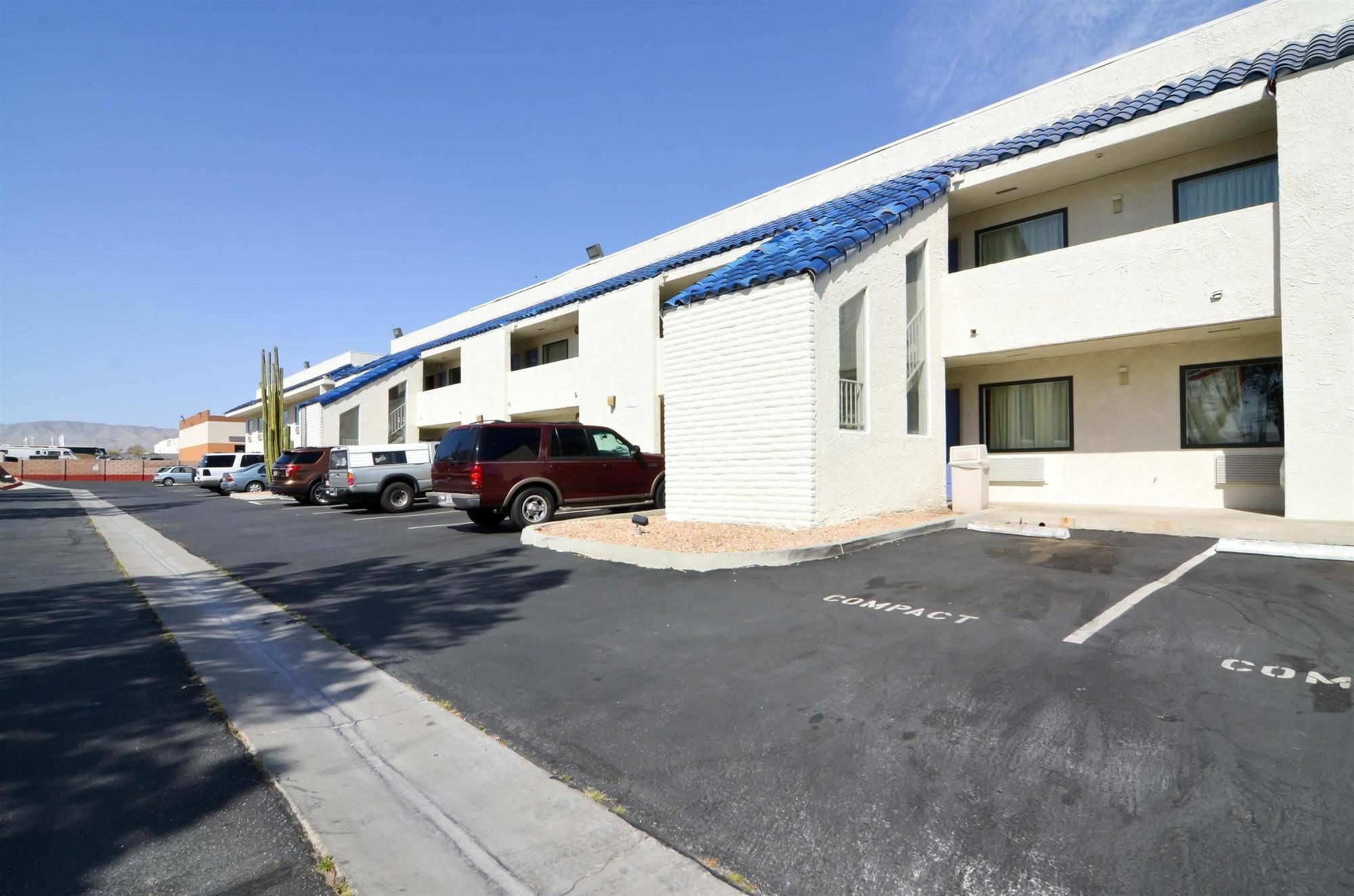 Motel 6-North Palm Springs, Ca - North Exterior photo